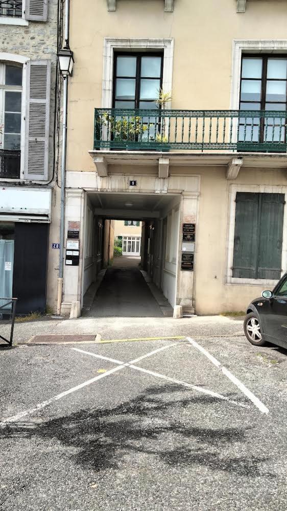 Apartamento Chez Sabrina Oloron-Sainte-Marie Exterior foto